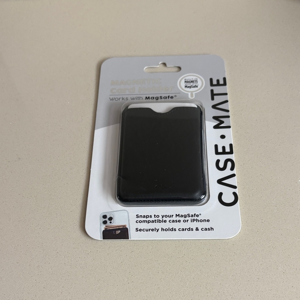 Case-Mate Classic Black Magnetic Card Holder